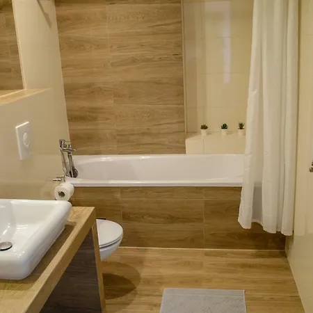 Perla Poludnia Hryniewieckiego 7c Apartamento *